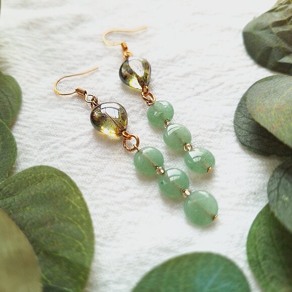 Glass & Aventurine Crystal Earrings, Woodland Fairycore Earrings, Cottagecore - Picture 6 of 7